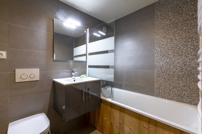 _lv_images__lot_0002800199_11_9442794 _lv_images__lot_0002800199_11_9442794