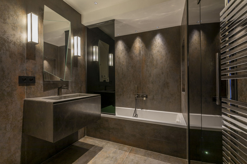 _lv_images__lot_0002800202_13_11212592