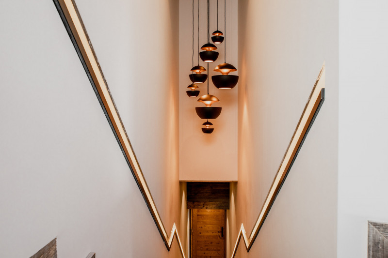 _lv_images__lot_0002800208_07_11147069