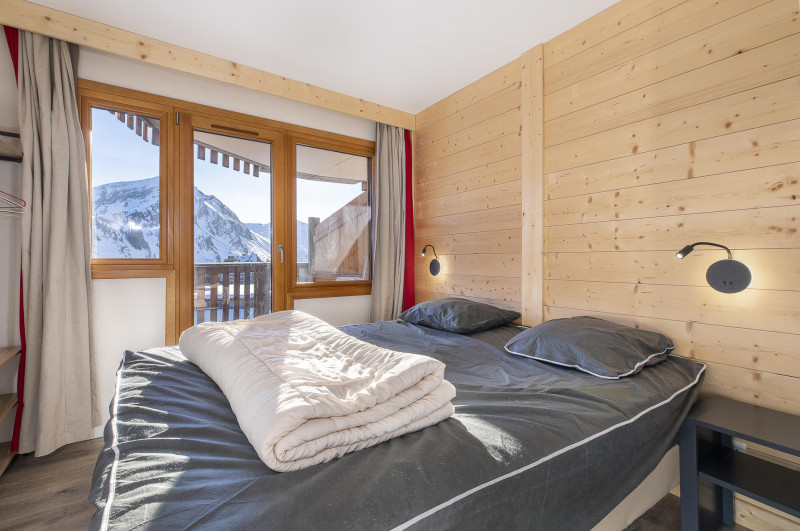 _lv_images__lot_0002800234_09_10018342