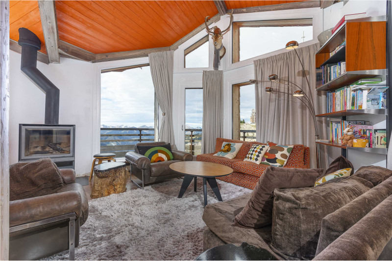 _lv_images__lot_0002800264_01_9573527