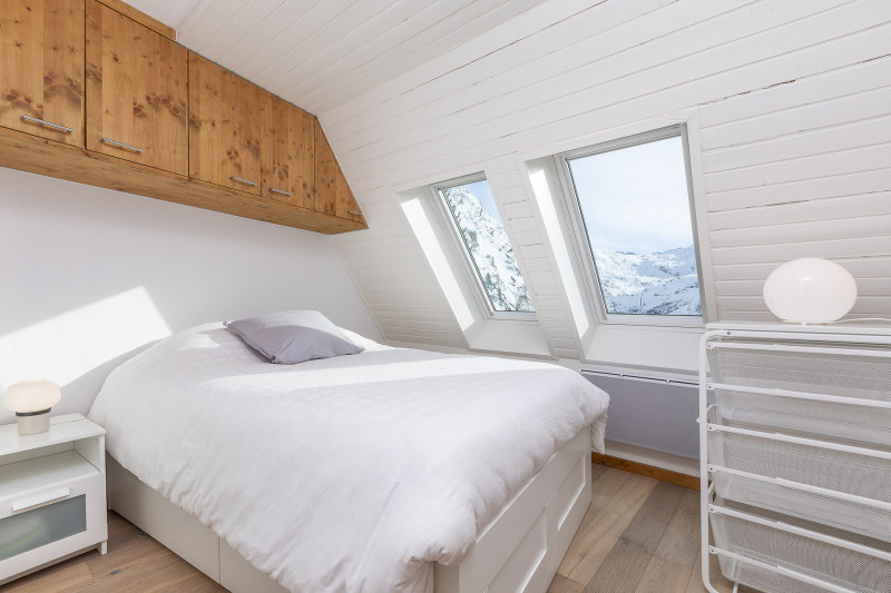 _lv_images__lot_0002800272_10_9279067 _lv_images__lot_0002800272_10_9279067