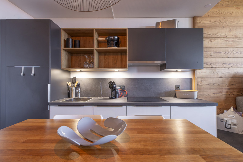 _lv_images__lot_0002800278_09_10169688