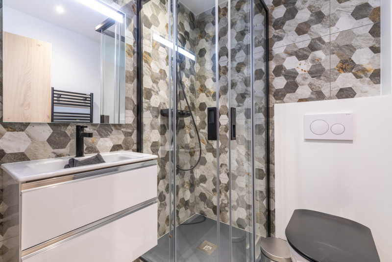 _lv_images__lot_0002800281_13_10133817 _lv_images__lot_0002800281_13_10133817