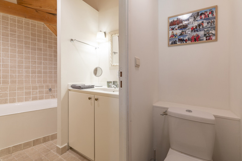 _lv_images__lot_0002800308_09_9277376 _lv_images__lot_0002800308_09_9277376