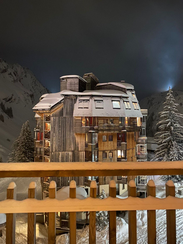 _lv_images__lot_0002800338_08_10384349