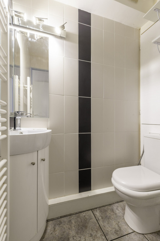 _lv_images__lot_0002800355_10_10047094