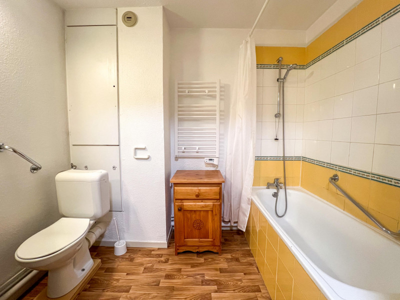 _lv_images__lot_0002800359_07_10176067