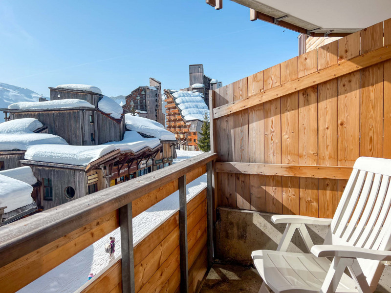 _lv_images__lot_0002800359_08_10067280