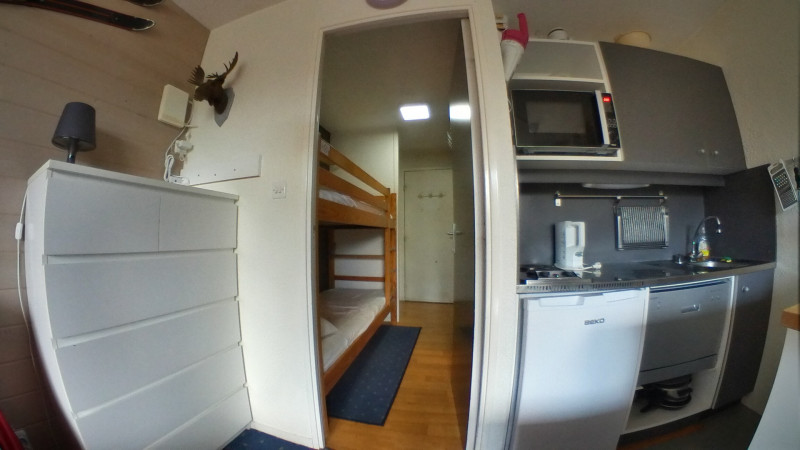 _lv_images__lot_0010070003_09_9321087