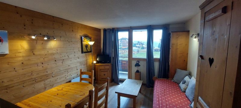 _lv_images__lot_0010100812_01_11093213 _lv_images__lot_0010100812_01_11093213