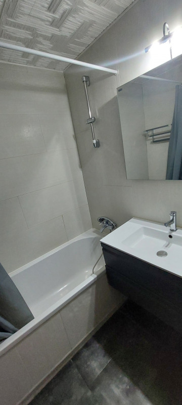 _lv_images__lot_0010100812_10_10022805