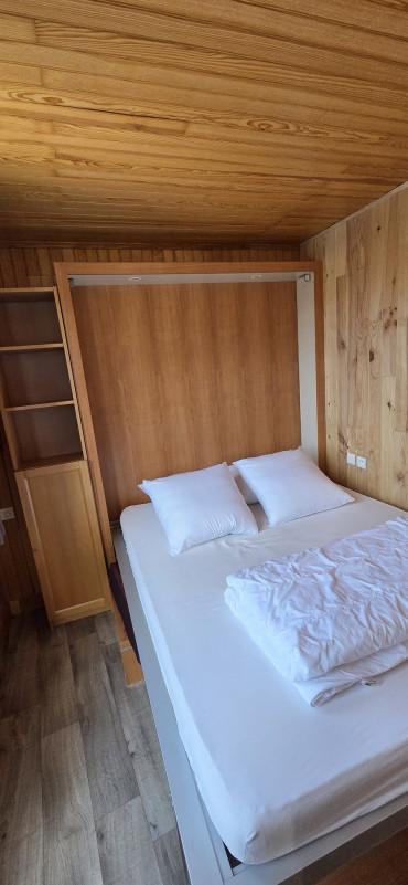 _lv_images__lot_0010120402_06_10314960