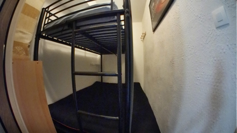 _lv_images__lot_0010120411_09_9896452 _lv_images__lot_0010120411_09_9896452