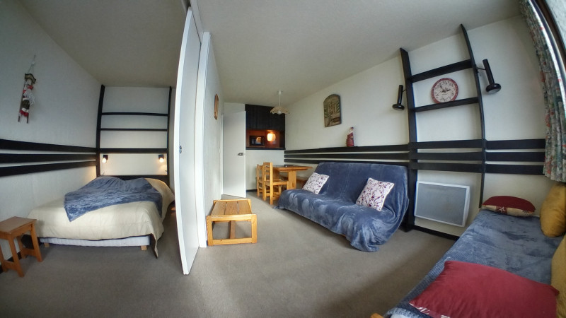 _lv_images__lot_0020040208_10_10352097