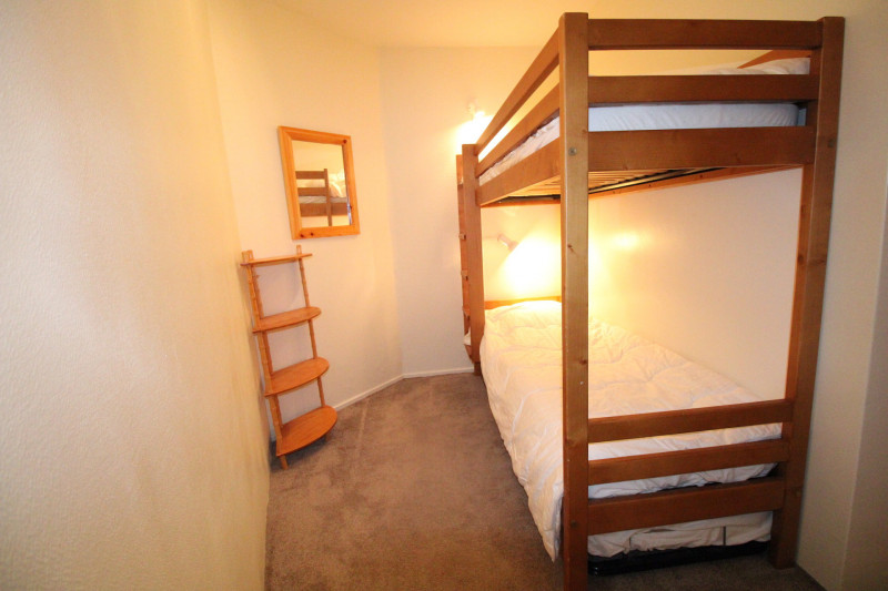 _lv_images__lot_0020392335_06_10289711 _lv_images__lot_0020392335_06_10289711