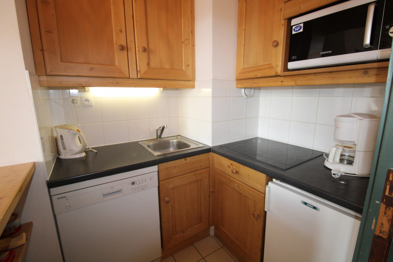 _lv_images__lot_0020392336_05_9556151