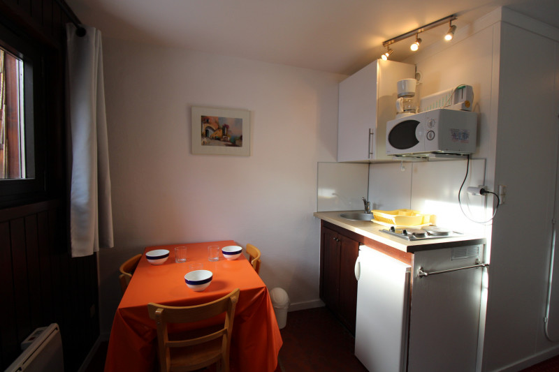 _lv_images__lot_0020392338_03_10335855