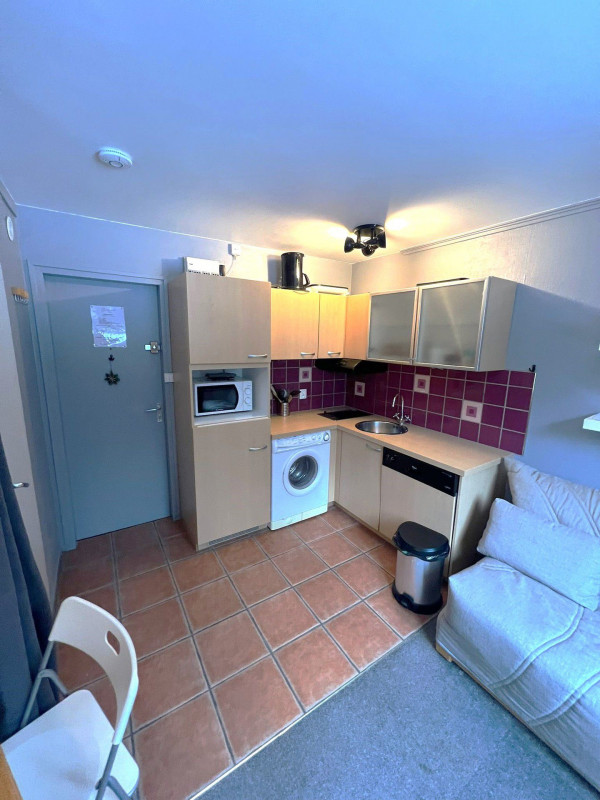 _lv_images__lot_0020392340_04_9397227