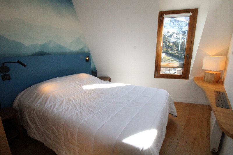 _lv_images__lot_0020392341_05_10027347