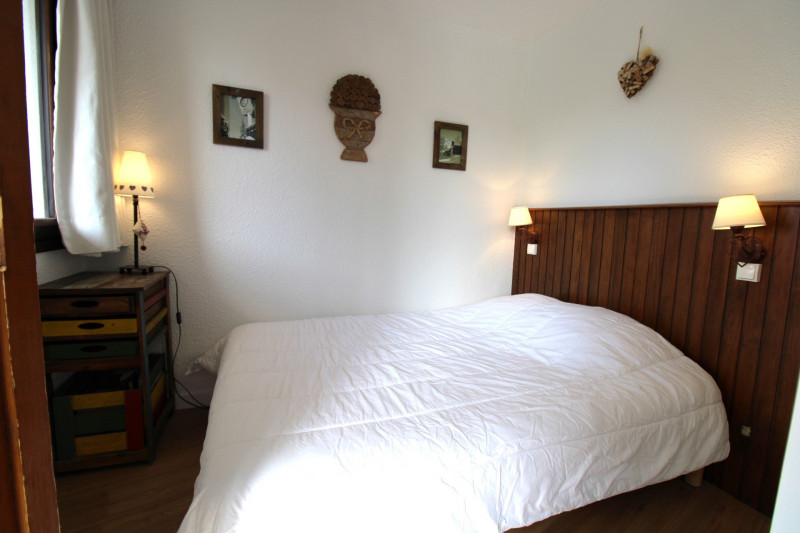 _lv_images__lot_0020392342_07_10403251