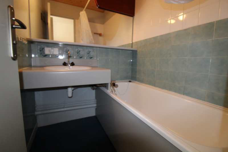 _lv_images__lot_0020392343_06_10335627