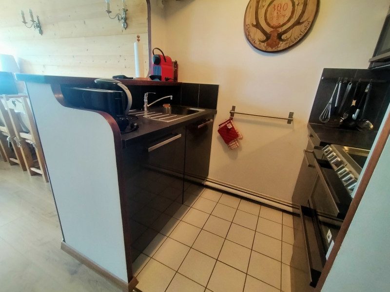 _lv_images__lot_0020392352_06_9445492