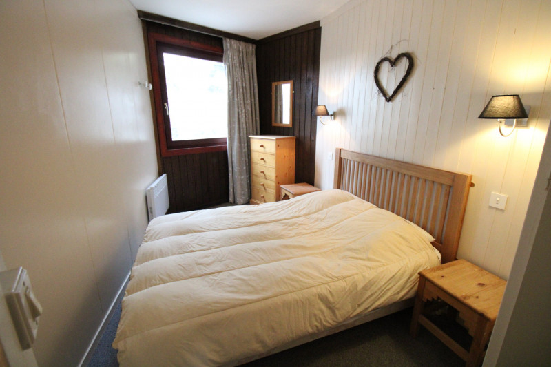 _lv_images__lot_0020392354_07_9813385