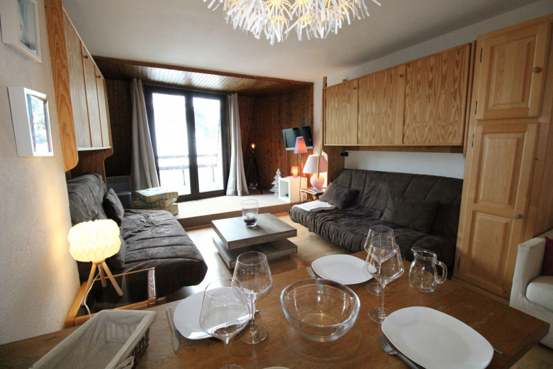 _lv_images__lot_0020392358_03_9688031 _lv_images__lot_0020392358_03_9688031