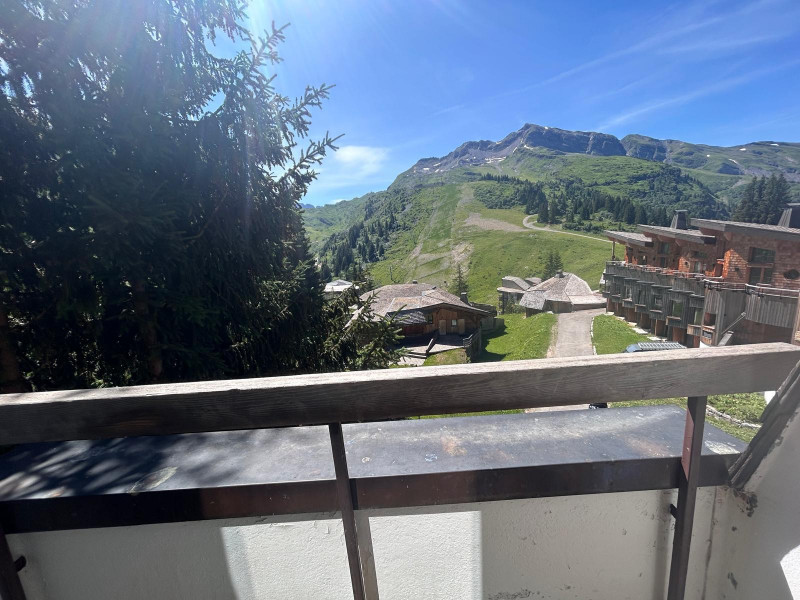 _lv_images__lot_0020392358_10_11137144