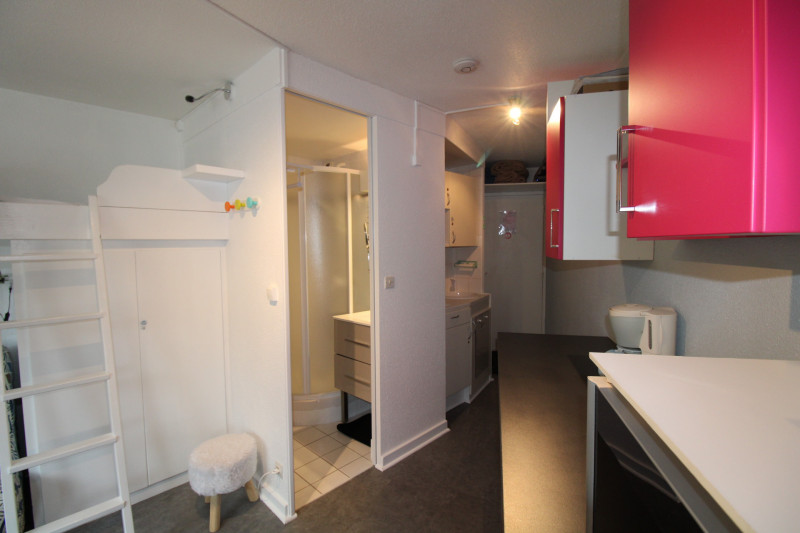 _lv_images__lot_0020392359_05_10313138