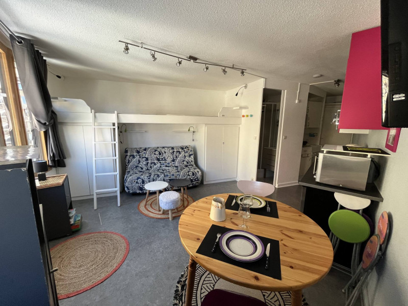 _lv_images__lot_0020392359_06_11065590 _lv_images__lot_0020392359_06_11065590