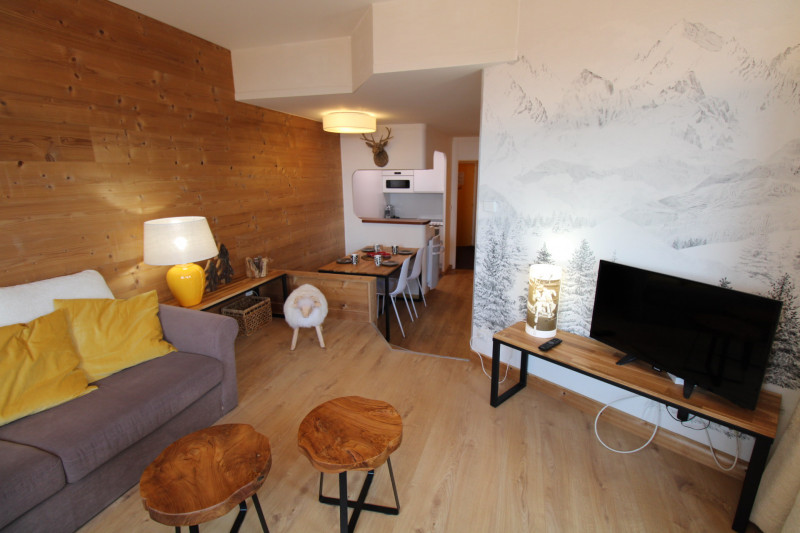 _lv_images__lot_0020392360_04_9357966 _lv_images__lot_0020392360_04_9357966