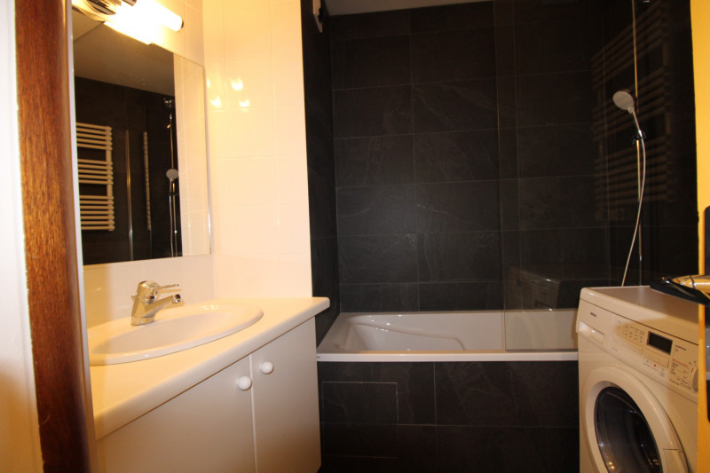 _lv_images__lot_0020392360_10_9813548