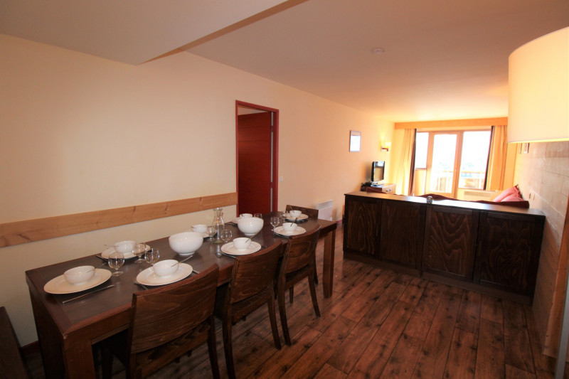 _lv_images__lot_0020392362_03_9299329 _lv_images__lot_0020392362_03_9299329