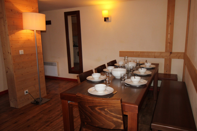 _lv_images__lot_0020392362_04_9419149