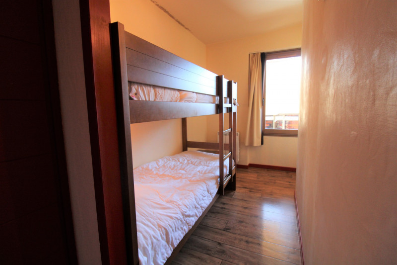 _lv_images__lot_0020392362_07_10074914