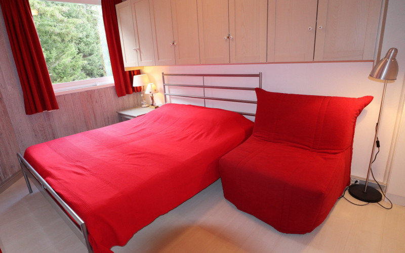 _lv_images__lot_0020392370_04_9854269