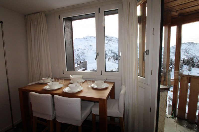 _lv_images__lot_0020392372_03_9306615 _lv_images__lot_0020392372_03_9306615