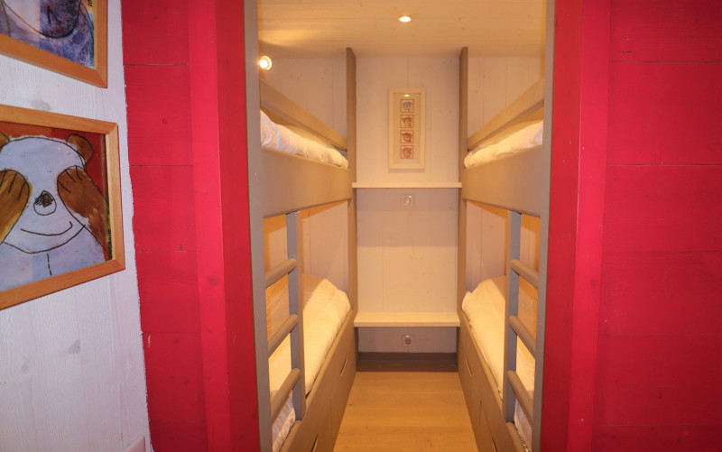 _lv_images__lot_0020392373_06_9402684