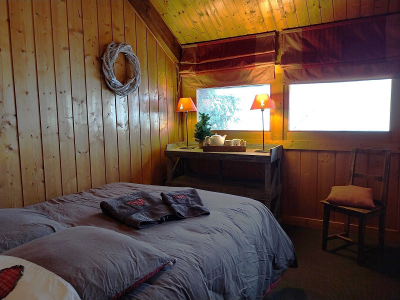 _lv_images__lot_0020392373_08_10149678