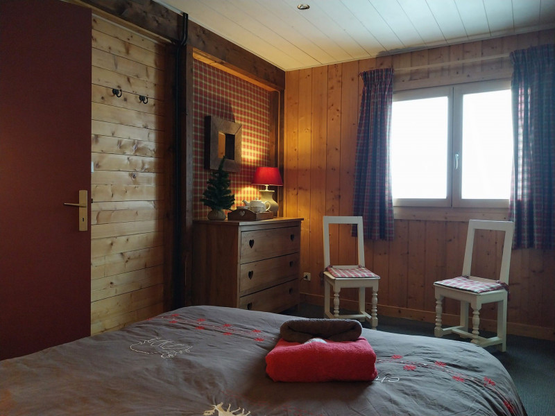 _lv_images__lot_0020392373_09_10349759