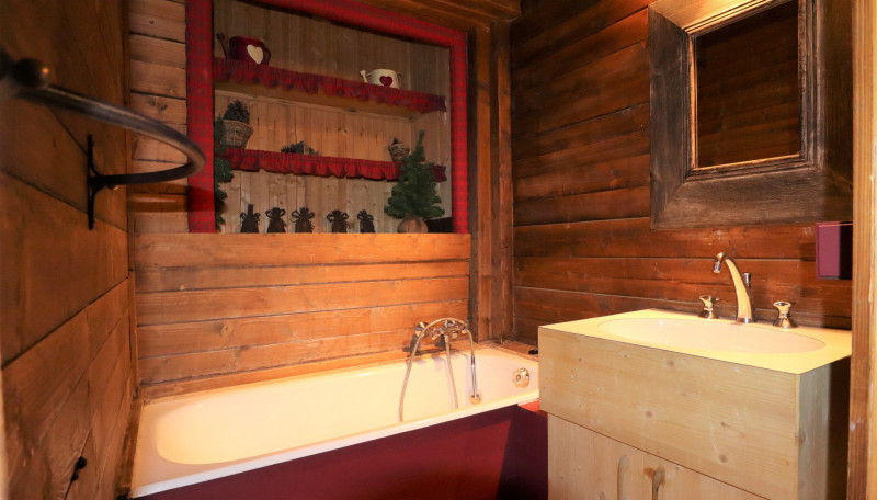 _lv_images__lot_0020392373_13_9458297 _lv_images__lot_0020392373_13_9458297