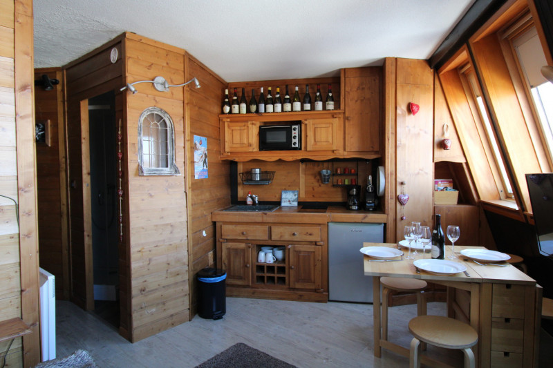 _lv_images__lot_0020392376_01_9695275