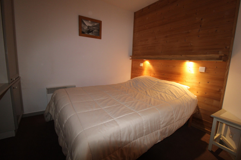 _lv_images__lot_0020392378_04_9383628 _lv_images__lot_0020392378_04_9383628