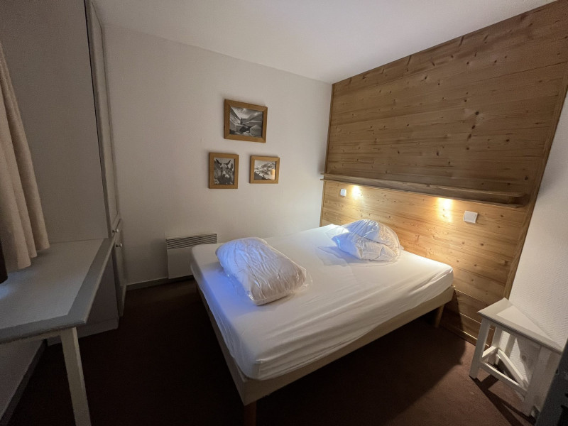 _lv_images__lot_0020392378_05_10115959