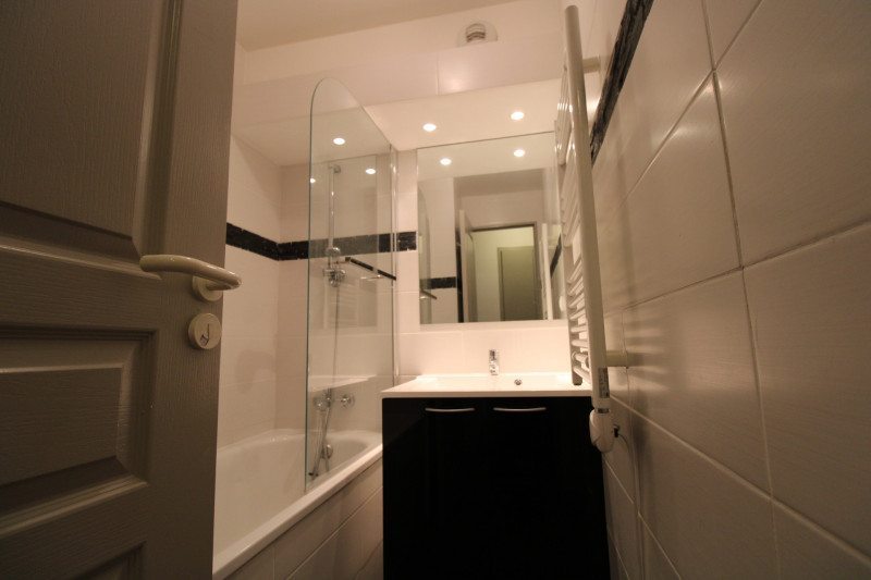 _lv_images__lot_0020392378_06_9351382