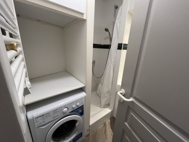 _lv_images__lot_0020392378_07_10365045