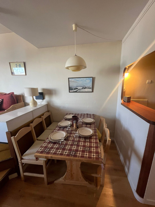 _lv_images__lot_0020392381_04_10075412 _lv_images__lot_0020392381_04_10075412