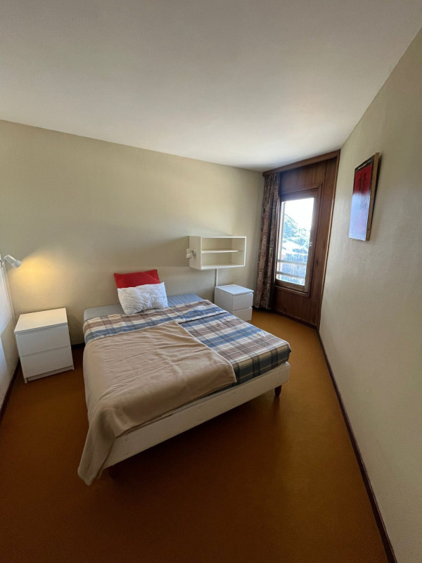 _lv_images__lot_0020392381_07_10212856